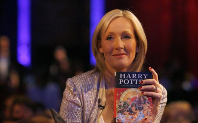 J.K. Rowling non scriverà Harry Potter 9 J.K. Rowling alla presentazione de I Doni della Morte