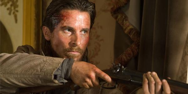 Christian Bale è protagonista di Hostiles di Scott Cooper Christian Bale in una scena del film Hostiles