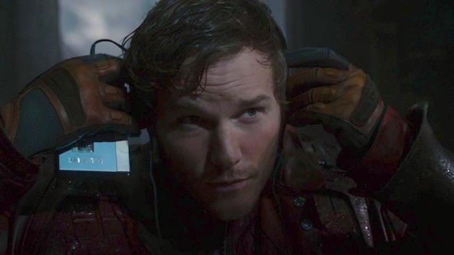 L'Awesome Mix Vol. 1, la soundtrack ufficiale di Guardiani della Galassia Chris Pratt nell'incipit di Guardiani della Galassia