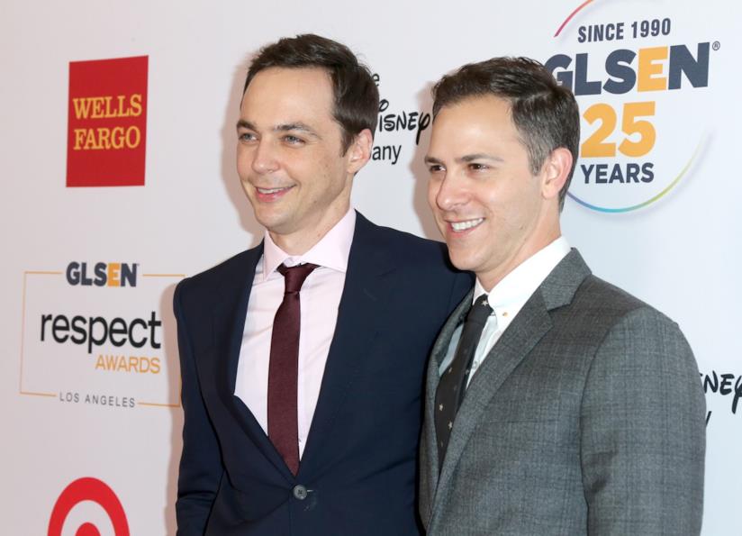 Jim Parsons e Todd Spiewak si sono sposati Primo piano di Jim Parsons e Todd Spiewak
