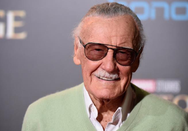 Stan Lee: il suo sangue rubato e usato per firmare fumetti Marvel Stan Lee