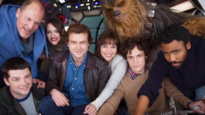 Il film su Han Solo ha un nuovo regista: toccherà a Ron Howard dirigere la pellicola Il cast di Han solo in una foto ufficiale