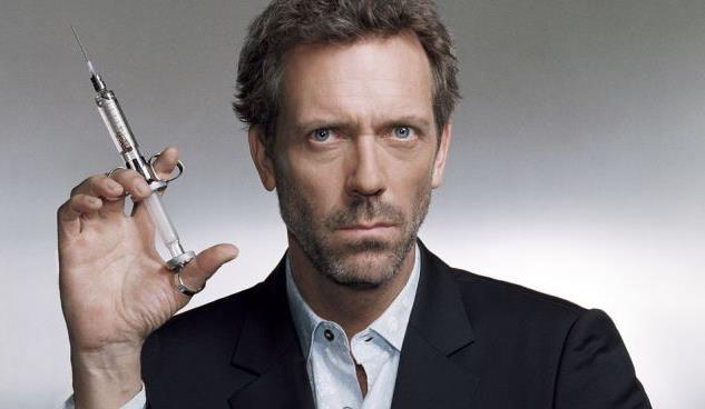 Hugh Laurie, altri ruoli Dr. House in una scena della serie