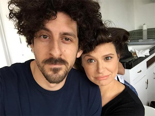 Katie Lowes e il marito Katie Lowes e il marito Adam Shapiro