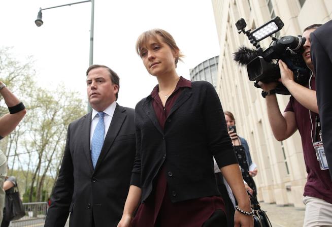 NXIVM: i documenti legali rivelano particolari terrificanti sulla setta di Allison Mack Allison Mack