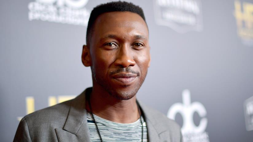 Il trailer della stagione 3 di True Detective Mahershala Ali a un evento ufficiale