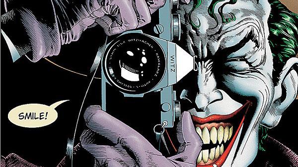 Mark Hamill sarà il Joker nell'adattamento animato di The Killing Joke Dettaglio della celebre copertina di The Killing Joke