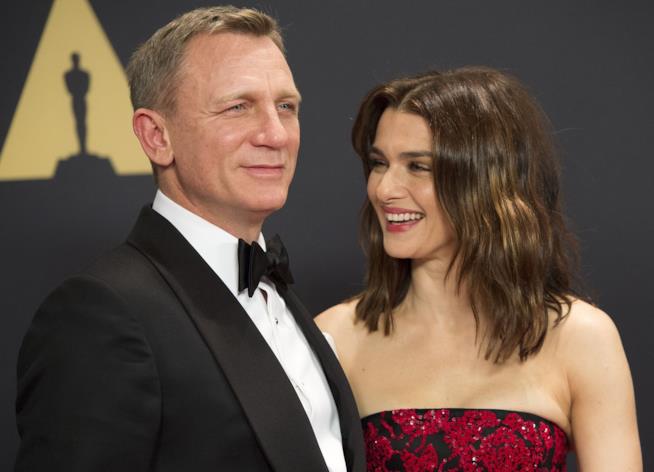 Daniel Craig e Rachel Weisz hanno avuto la loro prima figlia Daniel Craig e Rachel Weisz
