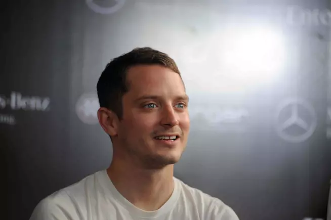 Elijah Wood parla della pedofilia a Hollywood Primo piano di Elijah Wood