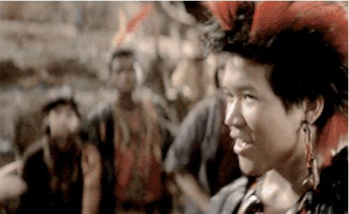 Rufio in una scena di Hook - Capitan Uncino Dante Blasco è Rufio In Hook - Capitan Uncino
