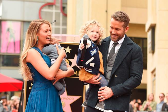 Il nome della seconda figlia di Blake Lively e Ryan Reynolds è Ines Primo piano di Blake Lively e Ryan Reynolds con le loro figlie