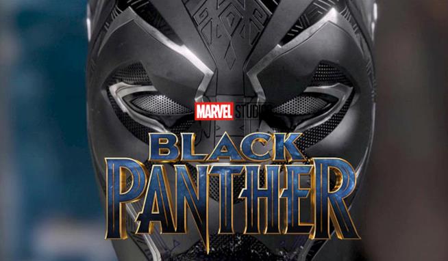 Arrivano dagli States i primi (entusiastici) commenti a Black Panther che in nuovo video ci mostra la tecnologia del suo costume da supereroe Commenti positivi per Black Panther che si mostra in un nuovo spot