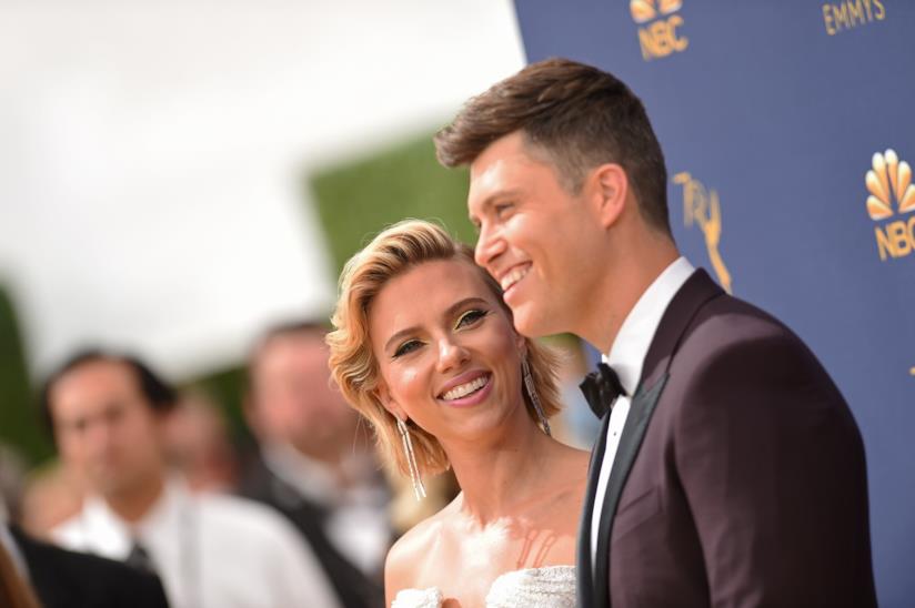 Scarlett Johansson e Colin Jost sono ufficialmente fidanzati Scarlett Johansson e Colin Jost