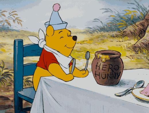 Winnie the Pooh Winnie the Pooh mangia