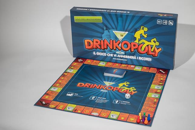 Drinkopoly Il contenuto della scatola di Drinkopoly