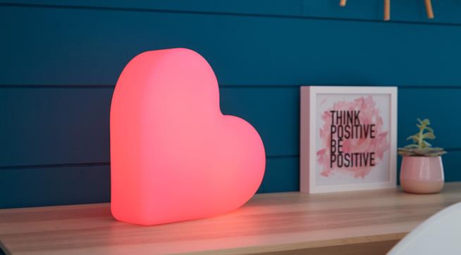 I consigli per i migliori regali hi-tech per San Valentino 2019 Immagine promozionale del Lumin'Us BTLSHEART