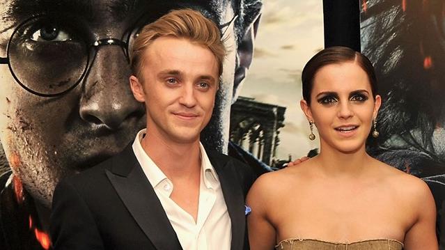 Emma Watson e Tom Felton sul set di Harry Potter in un video Emma Watson e Tom Felton durante la prima di Harry Potter e i doni della morte Parte 2