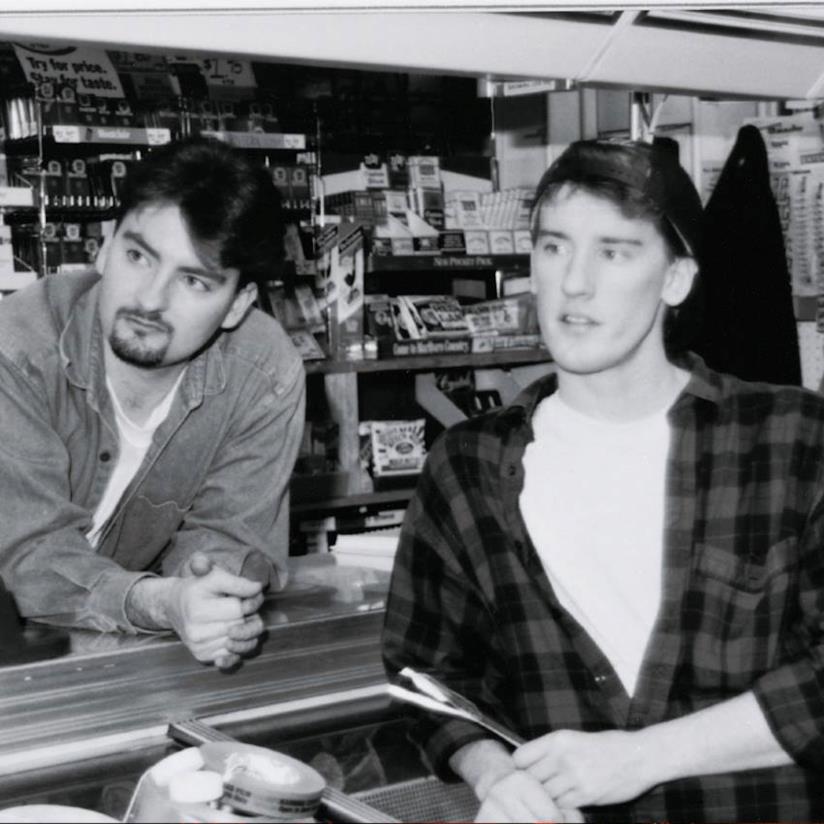 Clerks 3: Kevin Smith parla del film e svela di cosa parlerà Brian O'Halloran e Jeff Anderson in Clerks - Commessi