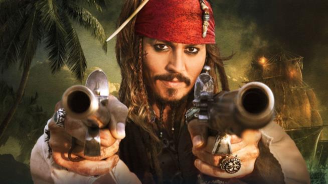 Disney corsara avrebbe rubato l'idea per realizzare Pirati dei Caraibi Jack Sparrow ci punta contro le sue pistole da pirata