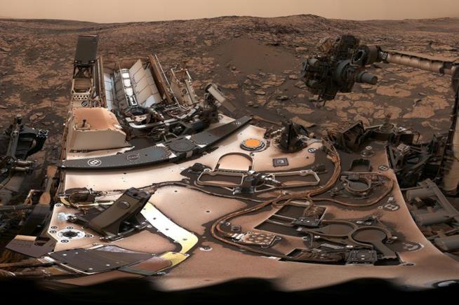 Curiosity scatta una nuova foto a 360° di Marte La cartolina del rover