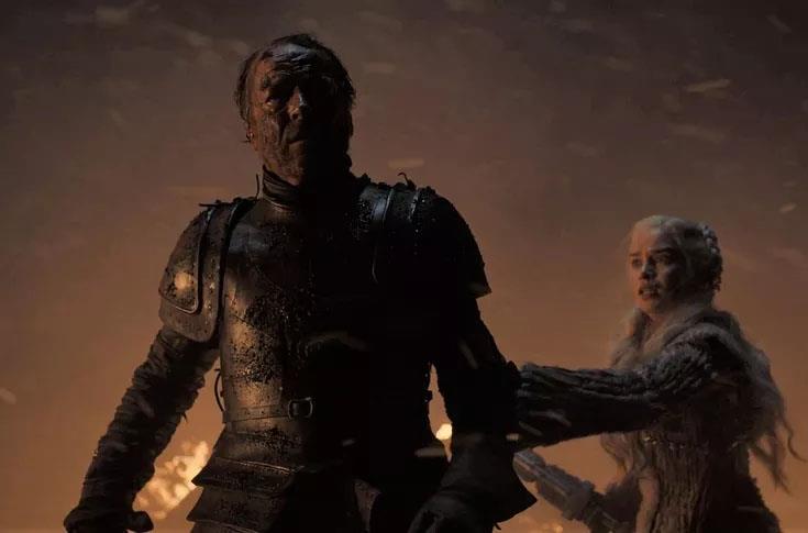 La battaglia di Grande Inverno e i suoi caduti in Game of Thrones 8 Iain Glen nella scena di morte di Ser Jorah Mormont