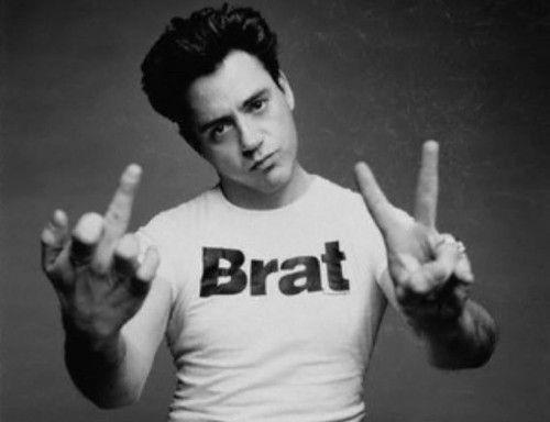 Robert Downey Jr. in una foto vintage Robert Downey Jr. in una vecchia foto del Brat Pack