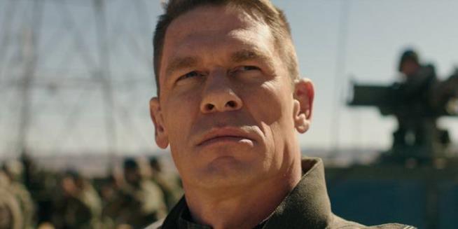 John Cena scherza sulla possibilità di diventare il nuovo Capitan America Un primo piano di John Cena in Bumblebee