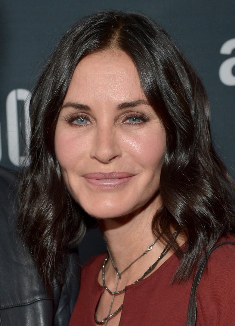 Courteney Cox e la chirurgia estetica Primo piano di Courteney Cox