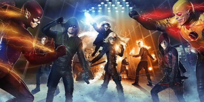 Un nuovo supereroe per l'Arrowverse I supereroi di Arrow e Flash insieme con i costumi
